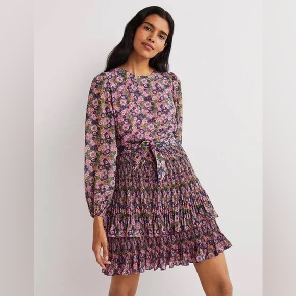 Boden The Plisse Mini Dress Tiered Skirt Chiffon Long Sleeve Ruffles Pink Sz 4 - Picture 16 of 16